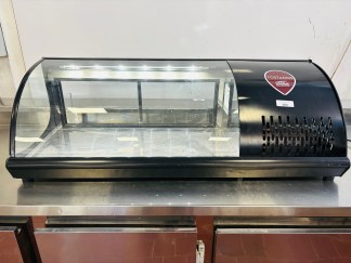 Lote #009 - Vitrina refrigerada sobre mostrador ¨Gelopar¨ Model: 80464.09.3 GVRT - 120 - 117x45x38cm