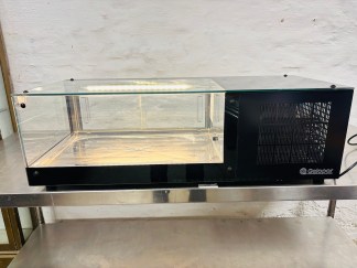 Lote #011 - Vitrina refrigerada de sobremesa ¨Gelopar¨ - 100x42x31cm (poco uso)