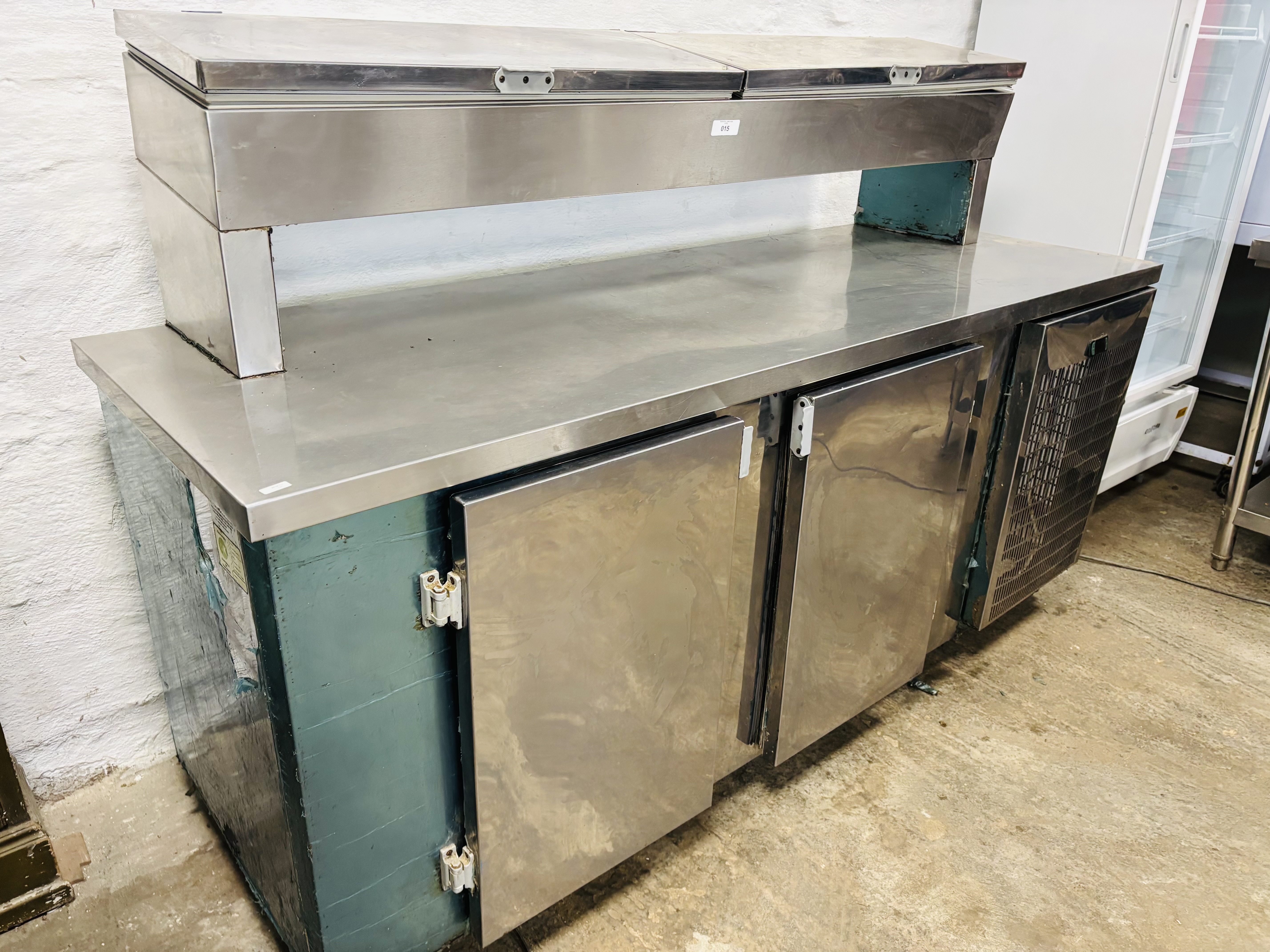 Lote #015 - Bajo mostrador en Ac/Inox con topinera ¨Refrimate¨ - 200x70x90cm - Imagen 2