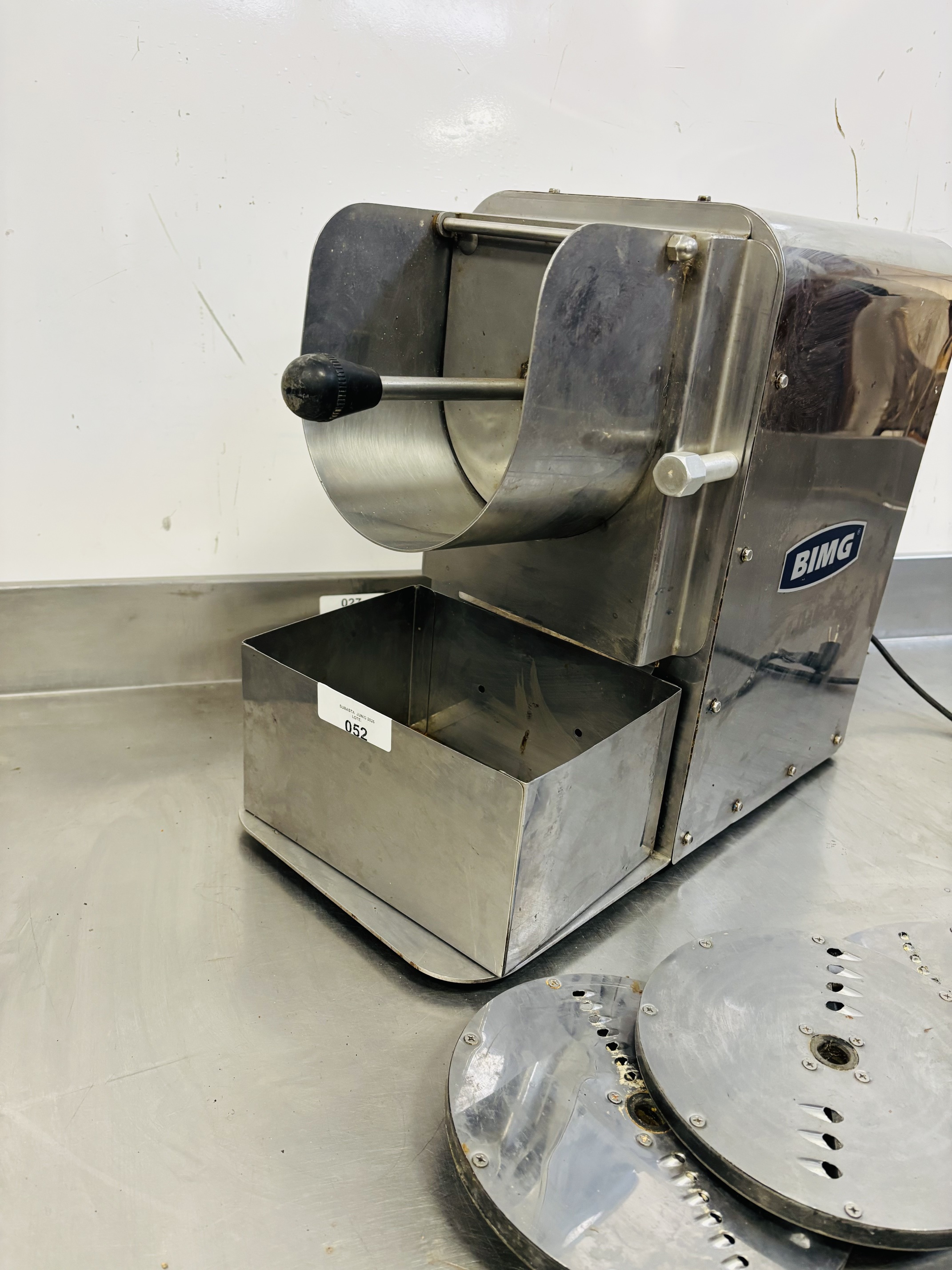 Lote #052 - Procesadora de alimentos ¨BIMG¨ en Ac/Inox, modelo : RDA220M5012 - 3 discos - Imagen 2