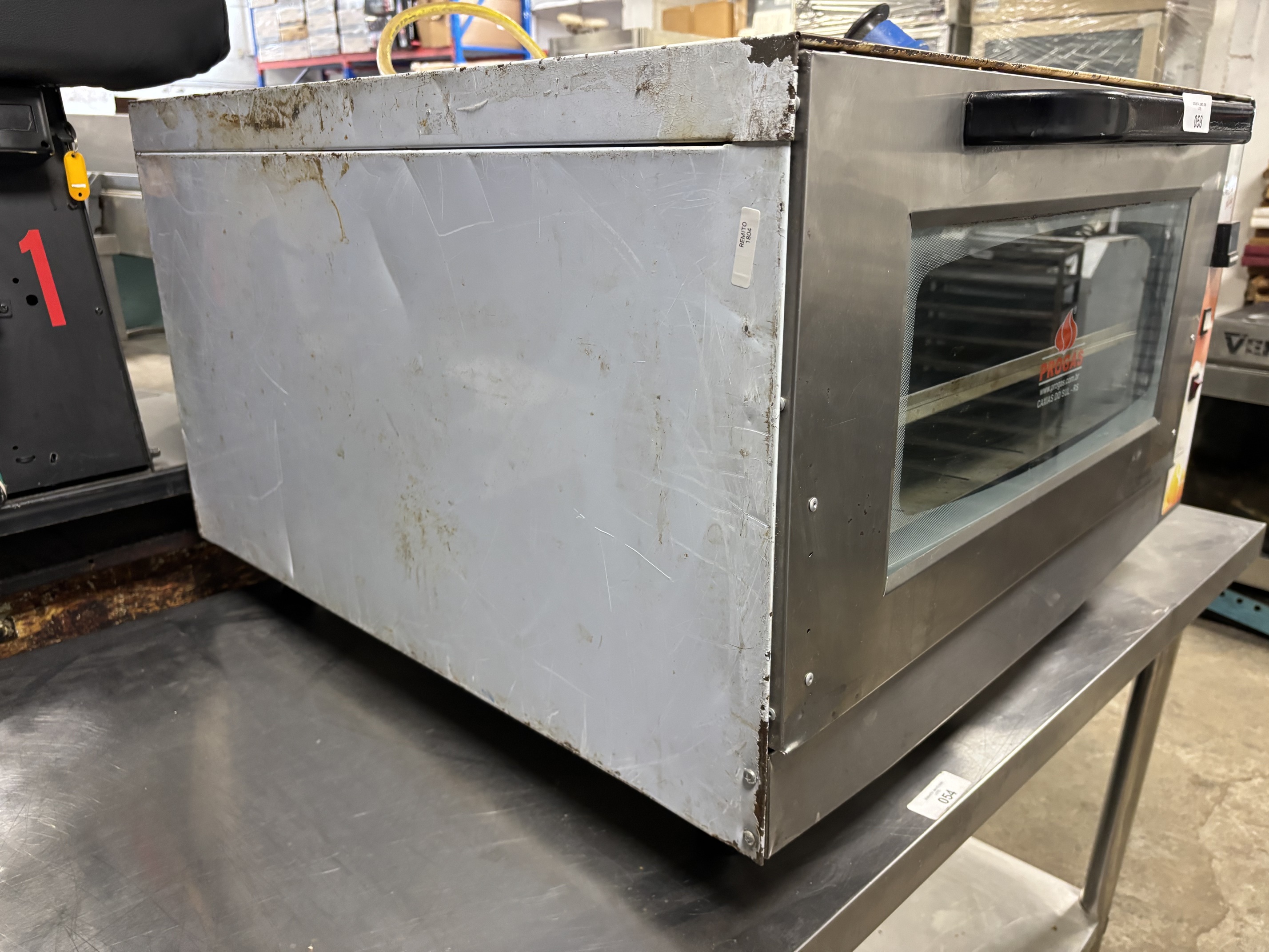 Lote #058 - Horno pizzero a gas ¨PROGAS¨ Turbo 2040 All day, para 4 bandejas de 58x48cm (incluye 1 bandeja) - 88x81x48cm - Imagen 2