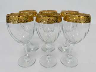 Lote #018 - Seis copas de cristal de Bohemia para vino blanco o agua con banda dorada al ácido sobre la boca. 18,2cm